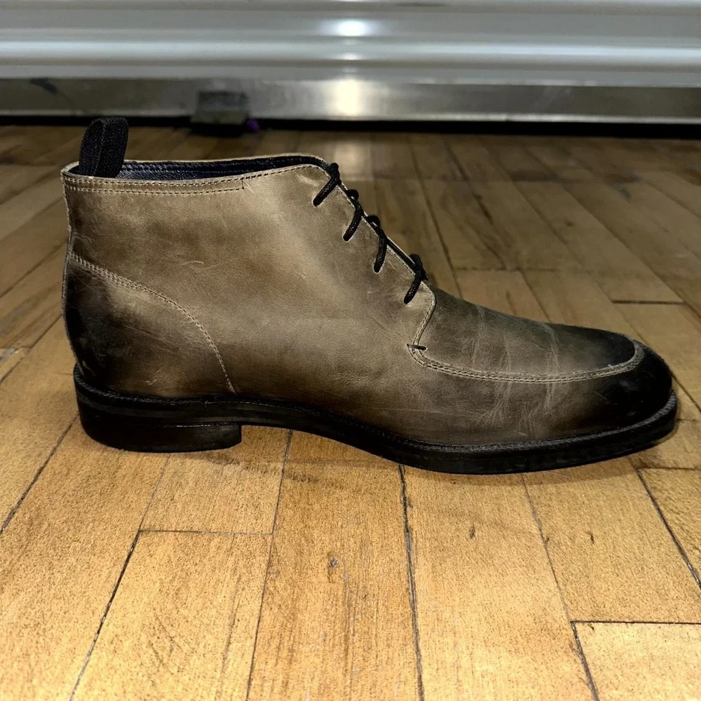 Cole Haan Chukka Boots Men's 9 Gray Black Leather Wagner Grand Apron Lace‎ Up